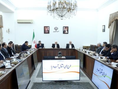 اجرای طرح‌های پنجگانه انتقال آب دریا الزامی است