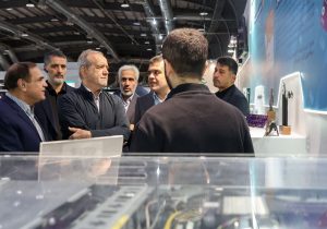 باید نسبت به ارتقای کیفیت محصولات فناورانه اقدام کنیم