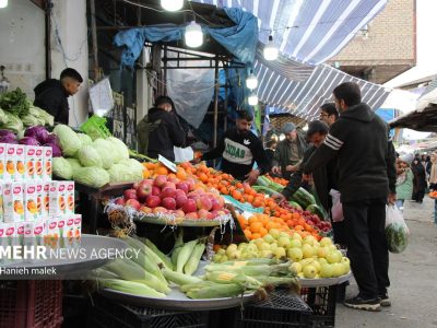بازار کساد یلدایی؛ رقابت شانه به شانه مرغ و تخممرغ