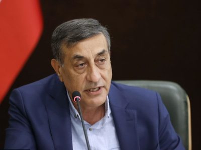 دولت به اقتصاد دریامحور و مناطق آزاد تجاری توجه ویژه دارد