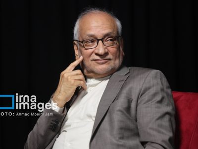 دیپلماسی زیر سایه ناوها