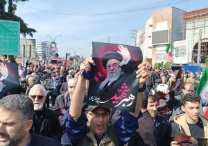طنین فریاد «مرگ بر آمریکا» و «مرگ بر اسرائیل» در شهرستان چالوس